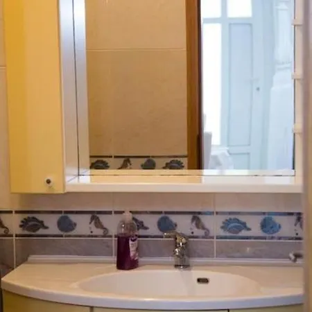 In With Terrace, Air Conditioning, Wifi, Washing Machine * Vodice
