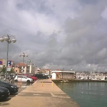 In With Terrace, Air Conditioning, Wifi, Washing Machine Appartement Vodice